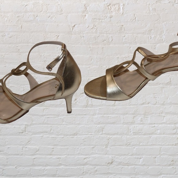 Vince Camuto Payto Heels - Picture 4 of 5